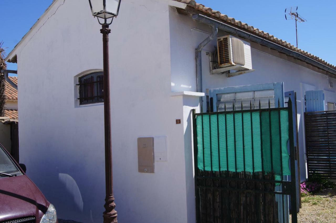 Cmr Villa Saintes-Maries-de-la-Mer Exteriör bild